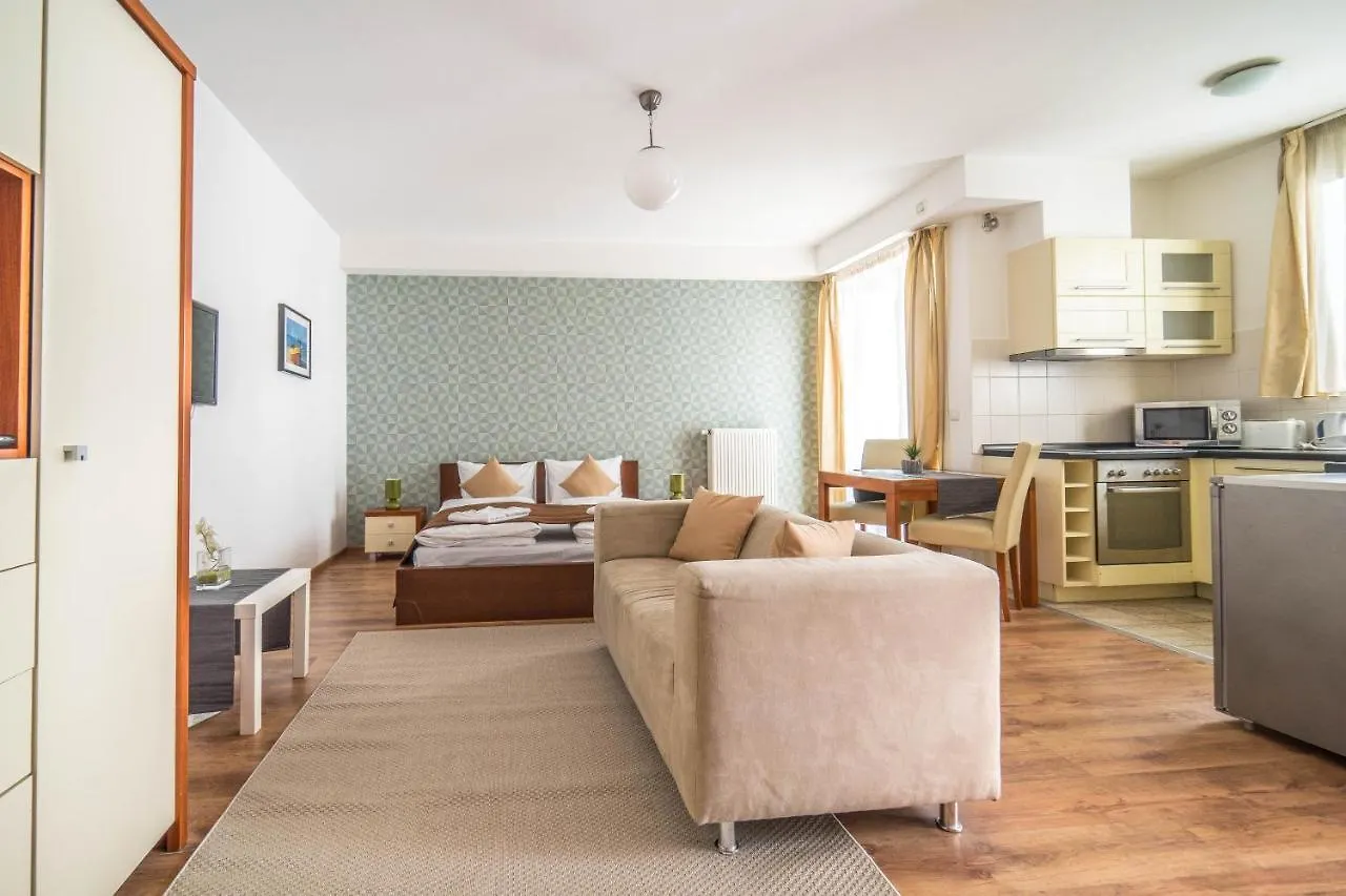 Millennium Budapest Apartments 0*,  المجر