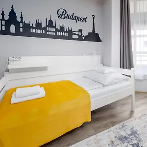  Aparthotel Downtown House Orange